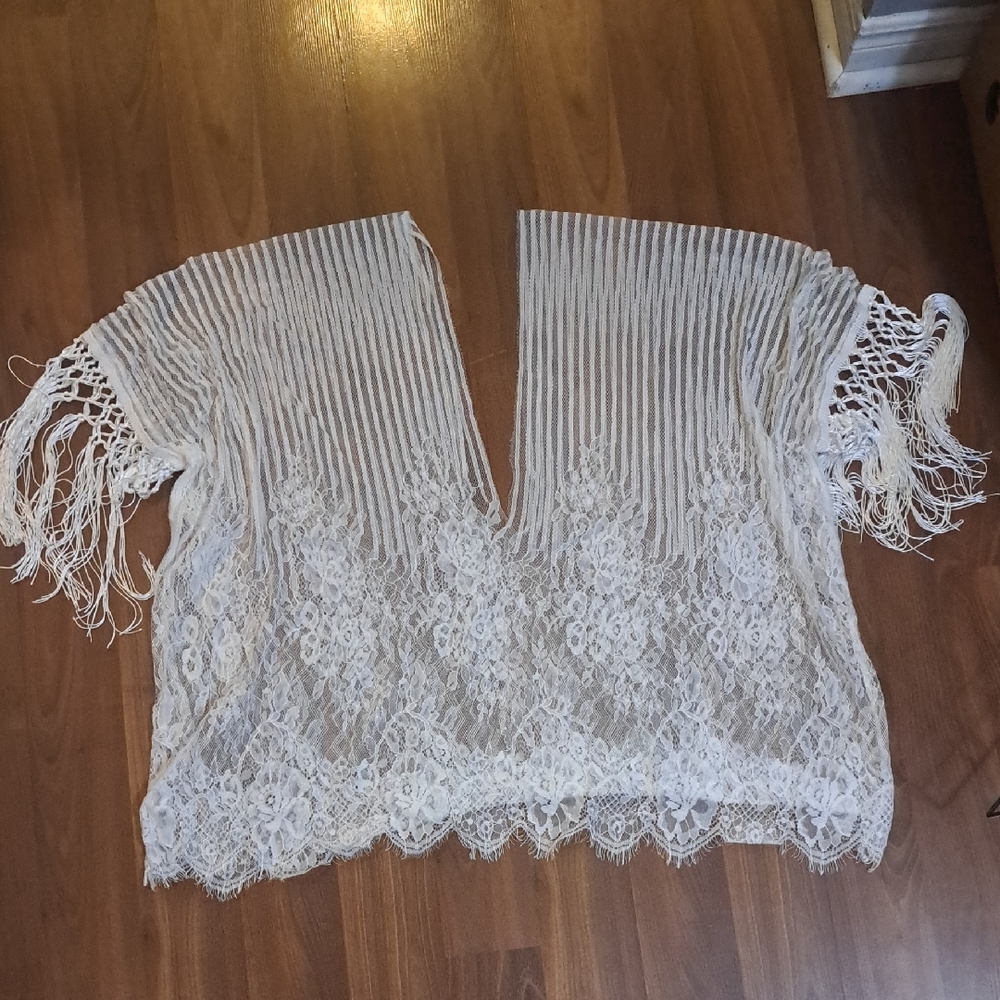 Elegant White Lace Women Top